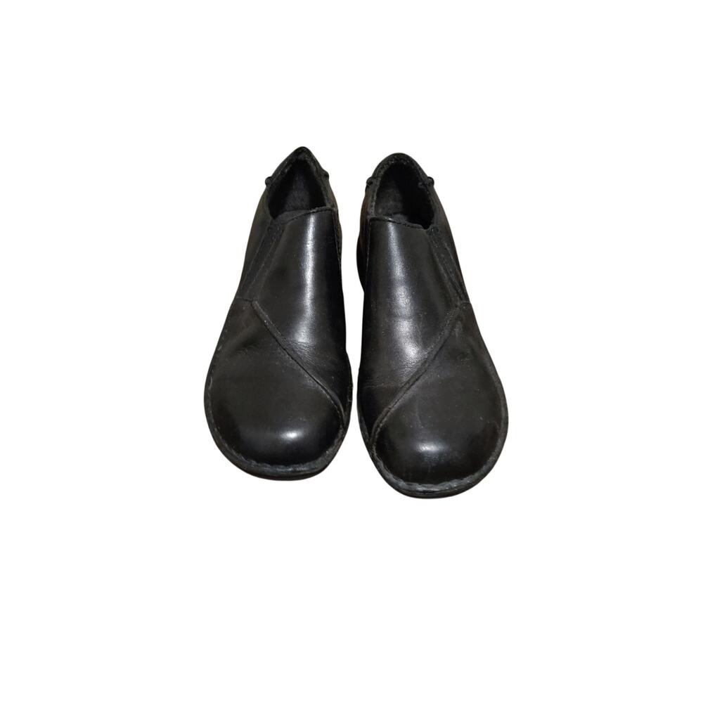 Black Eastland slip on leather shoes